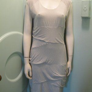 Cynthia Steffe Large Bodycon Black & White Dress Stretchy Shirred Form Fitting